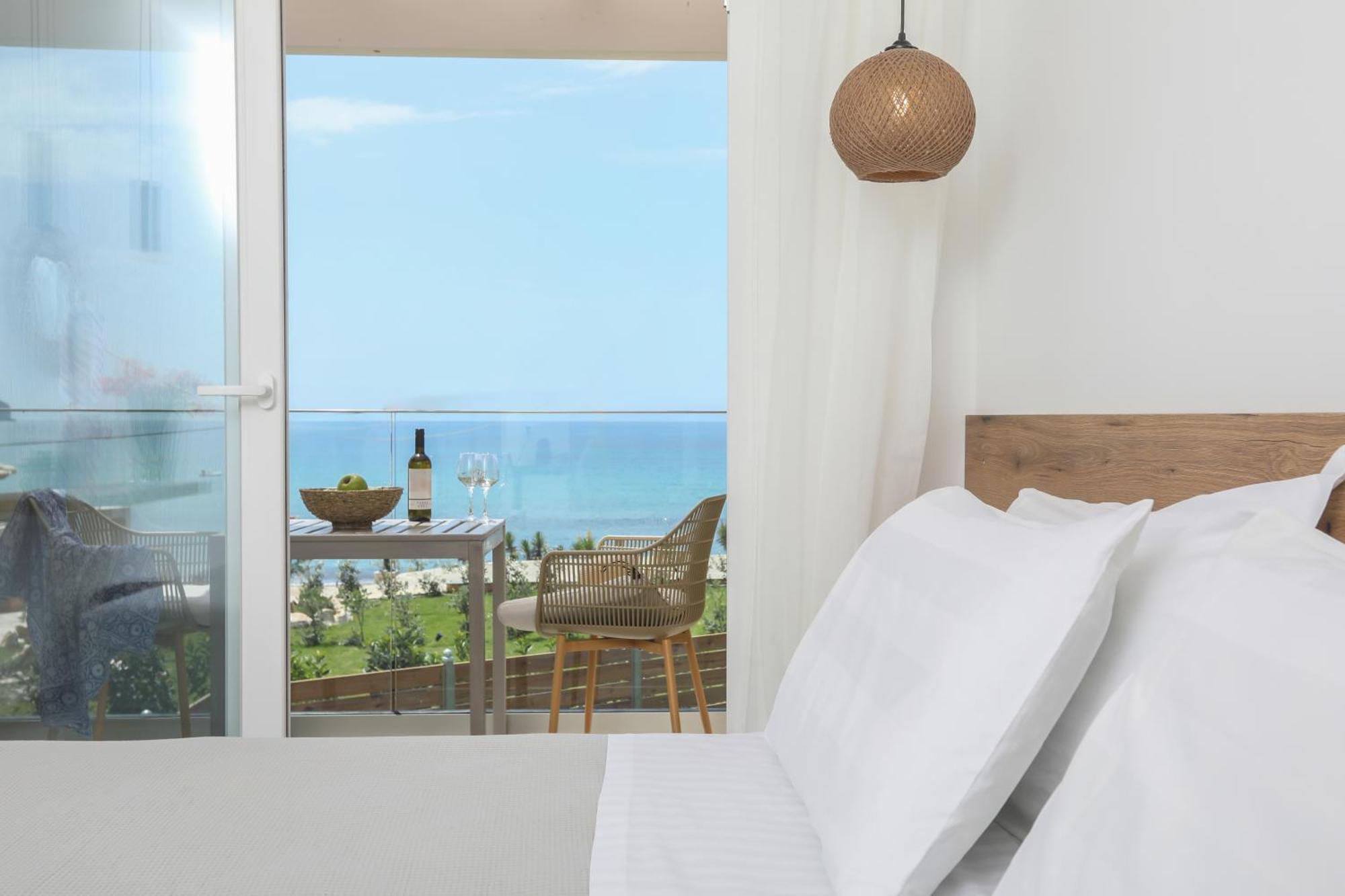 Magdachris Luxury Rooms Агиос-Георгиос-Пагон Экстерьер фото